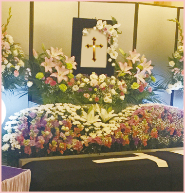 キリスト教葬儀の家族葬。教会でのクリスチャンのお葬式・告別式。